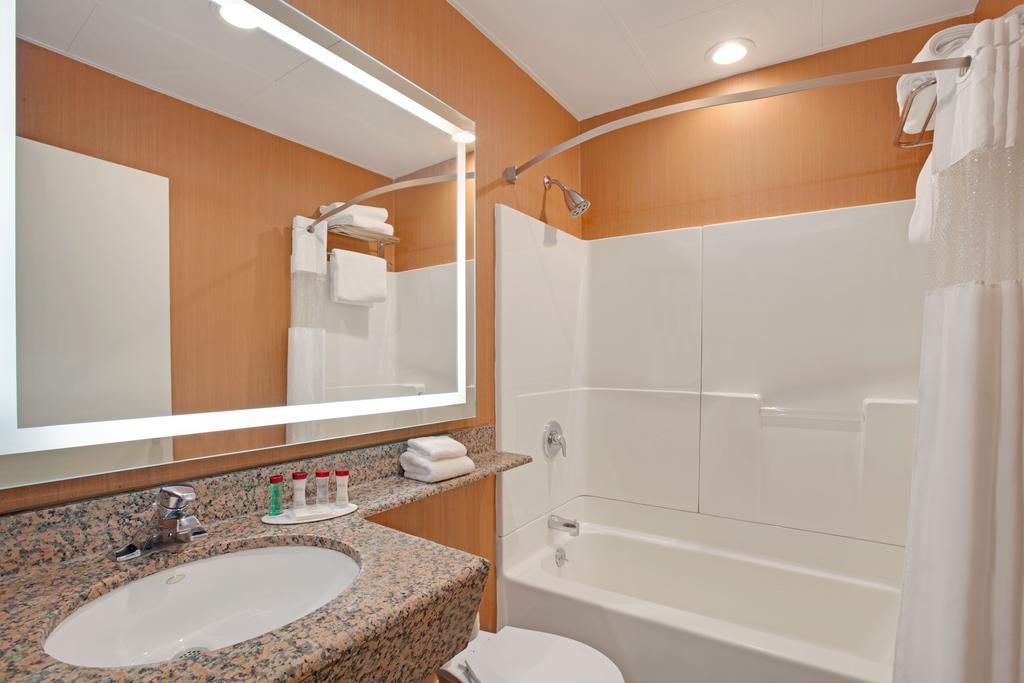 Ramada By Wyndham Bronx Hotel New York Værelse billede